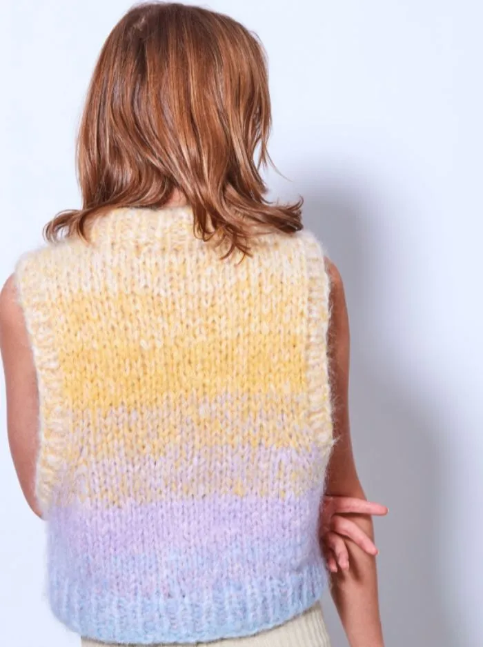 Aurora vest by Spektakelstrik, knitting pattern