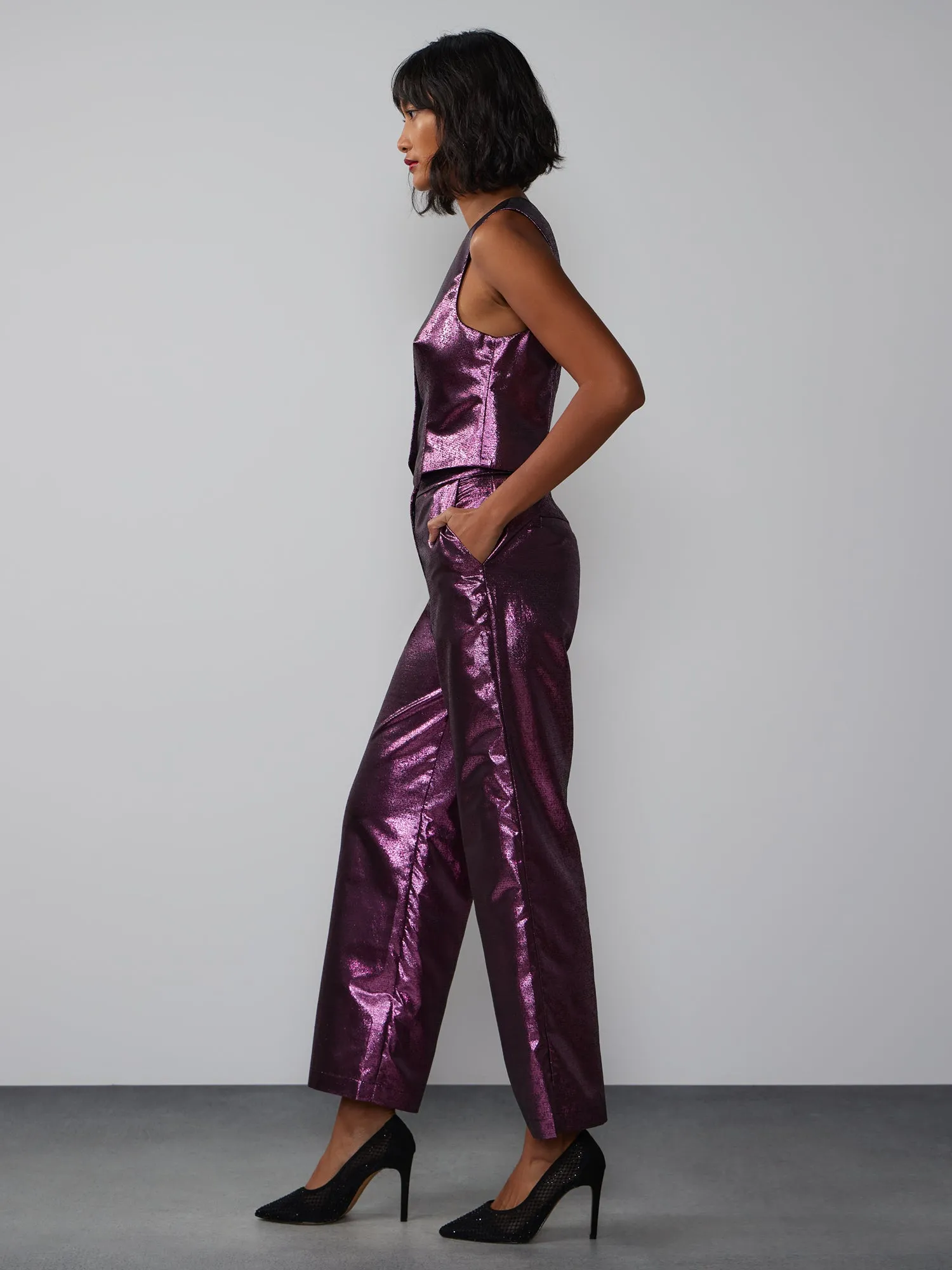 High Rise Metallic Accent Pant